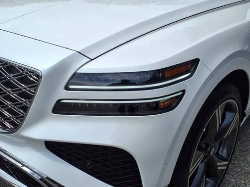 2025 Genesis GV80 2.5T