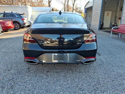 Vik Black 2026 Genesis G70 2.5T AWD Prestige