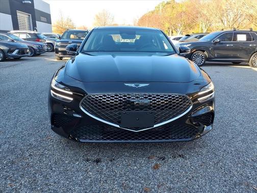 Vik Black 2026 Genesis G70 2.5T AWD Prestige