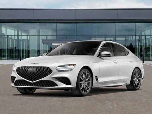 Uyuni White 2026 Genesis G70 2.5T RWD Prestige