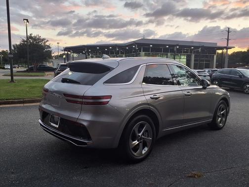 2026 Genesis GV70 2.5T
