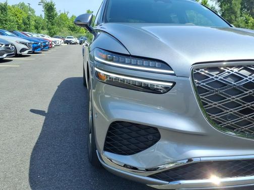 Savile Silver 2026 Genesis GV70 2.5T Advanced