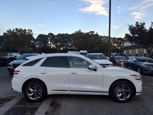 2026 Genesis GV70 2.5T Select