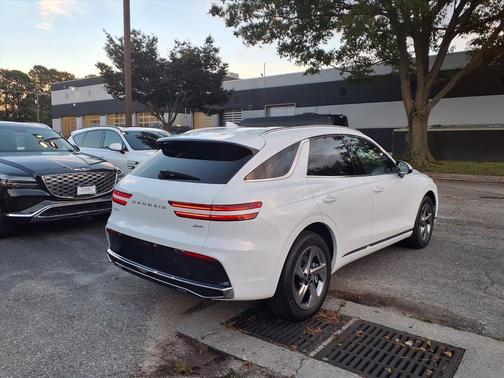 2026 Genesis GV70 2.5T Select