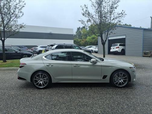 2026 Genesis G70 2.5T RWD