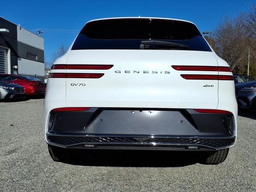 2026 Genesis GV70 2.5T Select