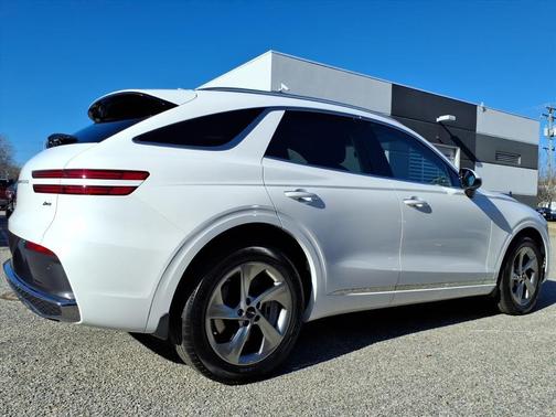 2026 Genesis GV70 2.5T Select