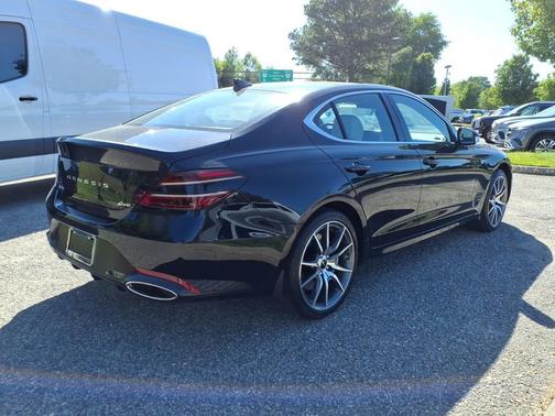 Vik Black 2026 Genesis G70 2.5T AWD