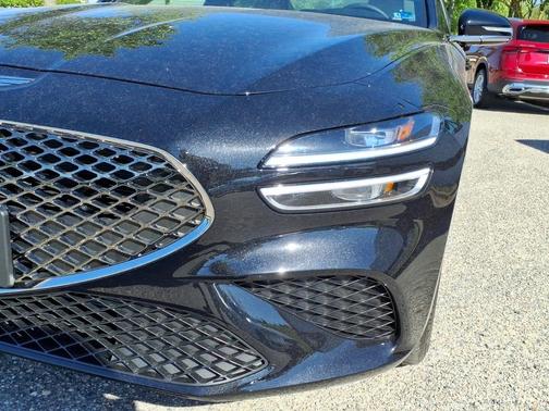 Vik Black 2026 Genesis G70 2.5T AWD