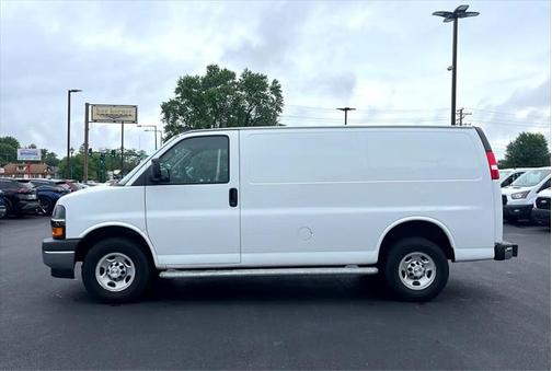 2022 Chevrolet Express 2500 RWD 2500 Regular Wheelbase WT