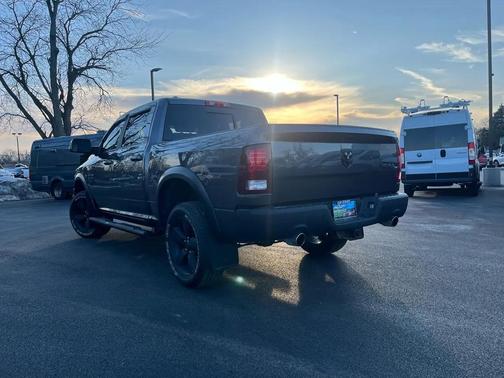 2019 RAM 1500 SLT