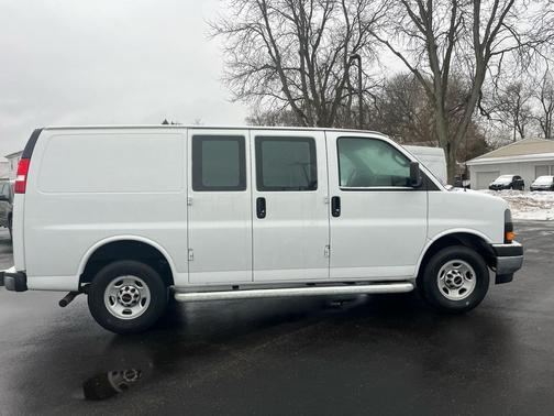 2024 GMC Savana 2500 Work Van