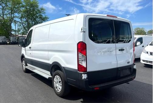 2022 Ford Transit-250 Base