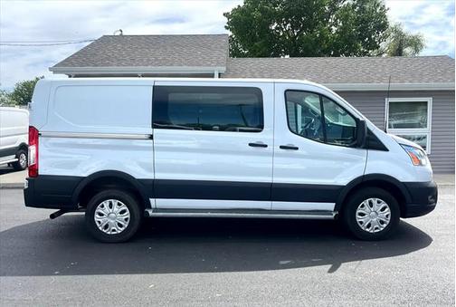 2022 Ford Transit-250 Base
