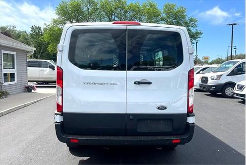2022 Ford Transit-250 Base