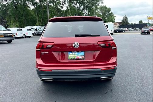 2021 Volkswagen Tiguan 2.0T SE R-Line Black