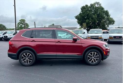 2021 Volkswagen Tiguan 2.0T SE R-Line Black