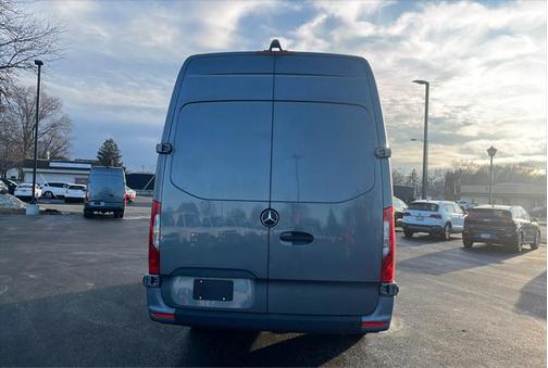 2022 Mercedes-Benz Sprinter 4500 High Roof V6