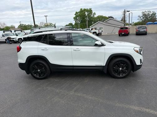 White 2019 GMC Terrain SLE