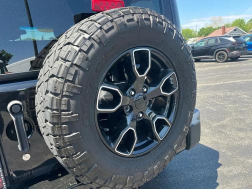 Black 2017 Jeep Wrangler Unlimited Smoky Mountain 4x4 *Ltd Avail*