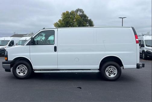 2023 GMC Savana 2500 Work Van
