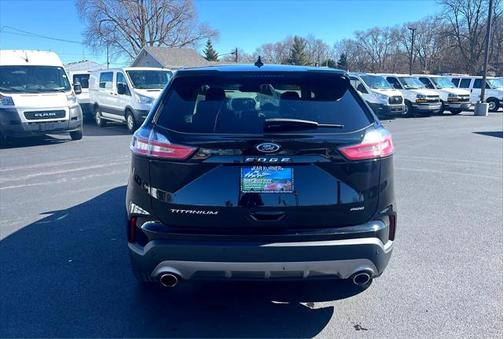 2023 Ford Edge Titanium