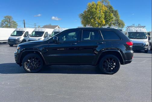 2018 Jeep Grand Cherokee Altitude