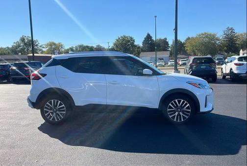 2021 Nissan Kicks SV