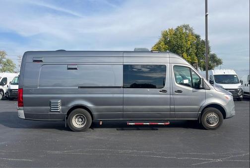 2021 Mercedes-Benz Sprinter 4500 High Roof V6