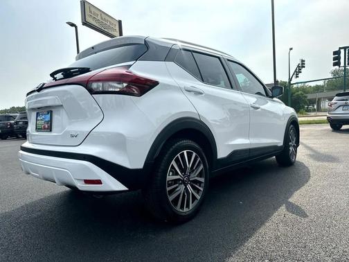2021 Nissan Kicks SV