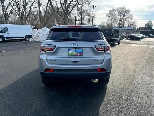 2022 Jeep Compass Latitude