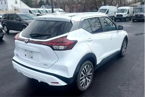 2021 Nissan Kicks SV