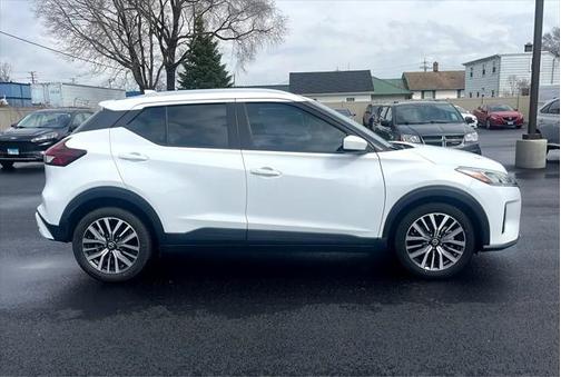 2021 Nissan Kicks SV