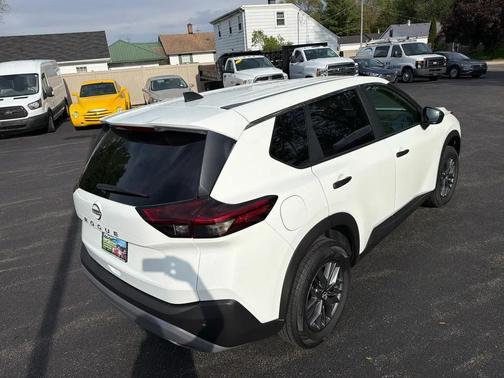 White 2023 Nissan Rogue S