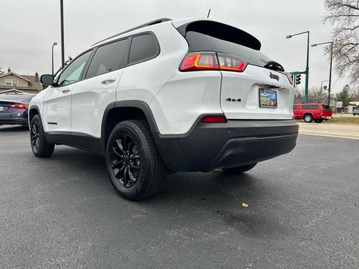 2023 Jeep Cherokee Altitude