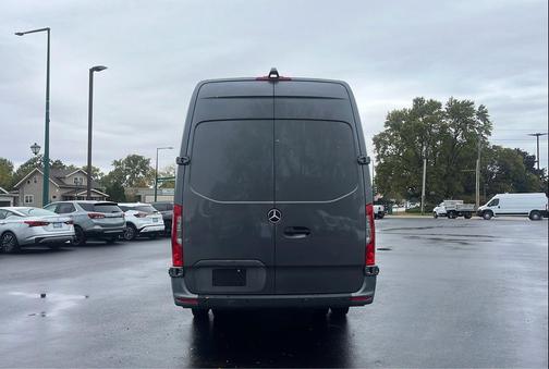 2022 Mercedes-Benz Sprinter 4500 High Roof V6