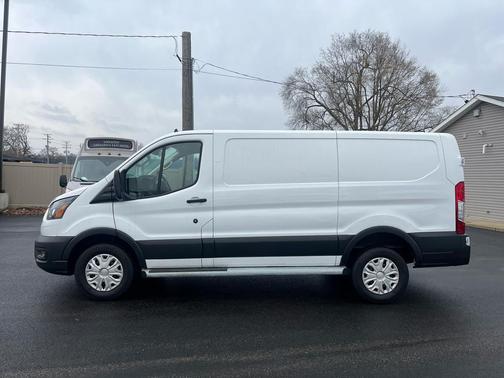 2024 Ford Transit-250 Base