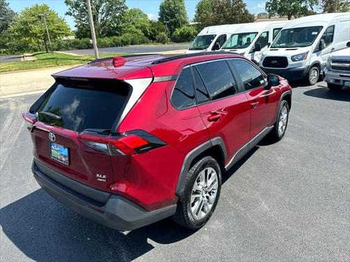 2020 Toyota RAV4 XLE Premium