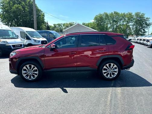 2020 Toyota RAV4 XLE Premium