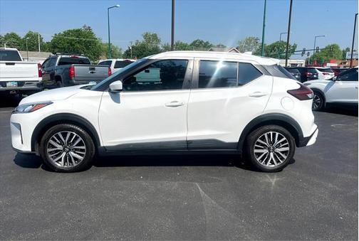 2021 Nissan Kicks SV