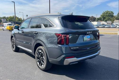 2024 Kia Sorento S