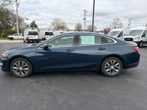 2021 Chevrolet Malibu FWD LT