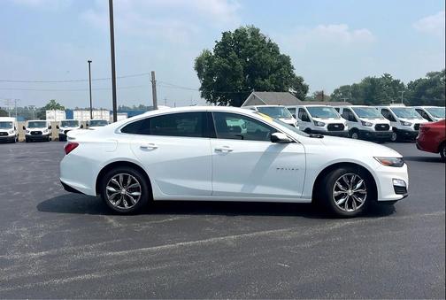 2022 Chevrolet Malibu FWD LT