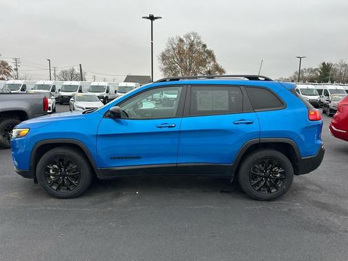 2023 Jeep Cherokee Altitude