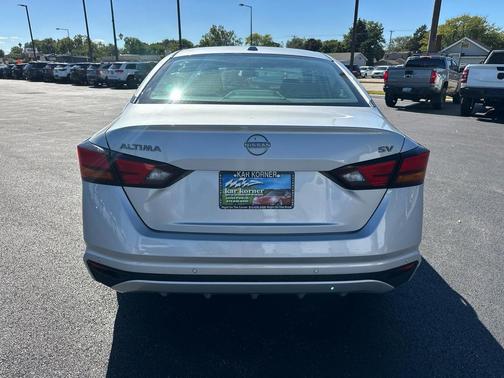 2023 Nissan Altima 2.5 SV