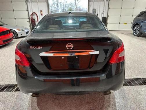2010 Nissan Maxima SV