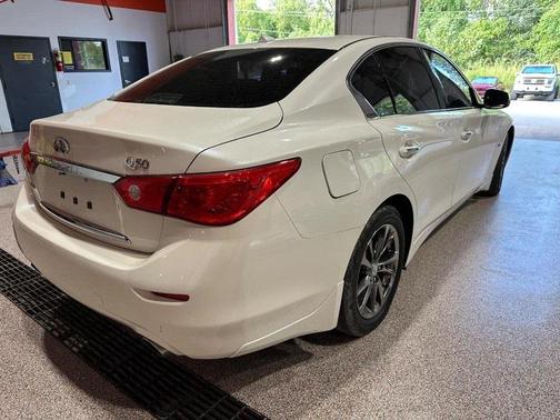 2017 INFINITI Q50 3.0t Signature Edition