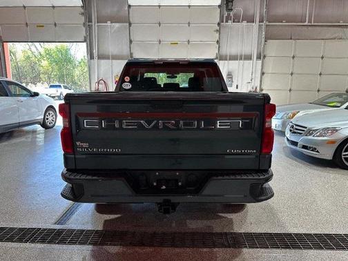 2020 Chevrolet Silverado 1500 Custom