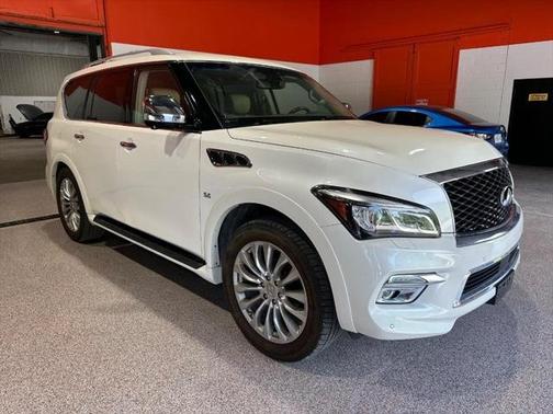 2017 INFINITI QX80 Base