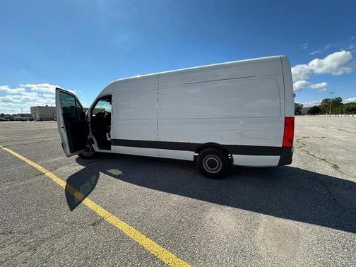 2021 Mercedes-Benz Sprinter 2500 High Roof